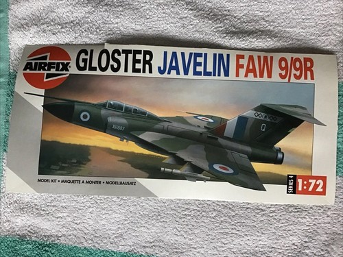 Vintage 1993 airfix gloster - vintage,