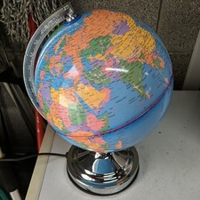 Illuminated World Globe Touch