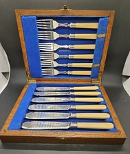 Fish Knives & Forks 12 Piece Set Cutlery wooden with brass inlay box