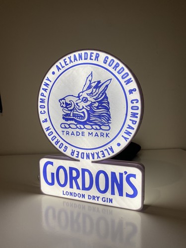 Gordon dry gin - gordon’s, illuminated