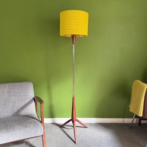 Mid century tripod - century, rocket