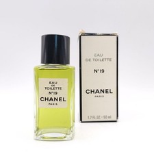 CHANEL No.19 Eau de Toilette