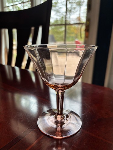 Vintage pink depression optic - pink,