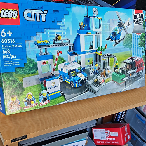 Lego city police station - city,