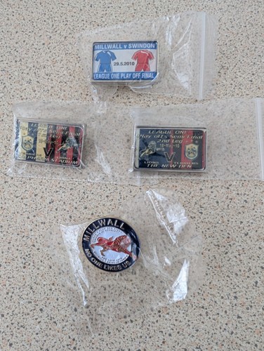 Millwall 2010 playoff badges - 2010,