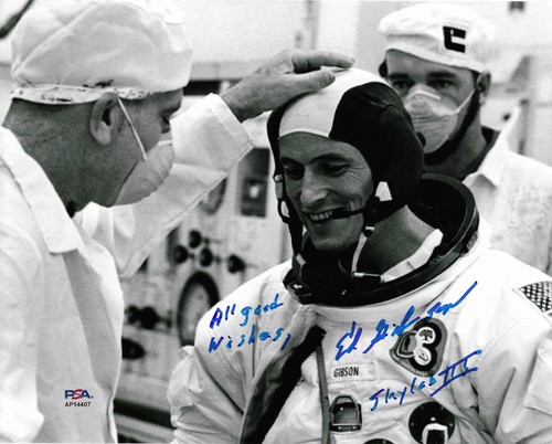 Gibson signed 8x10 - ed,