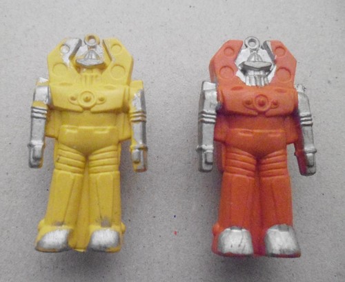 Two vintage robot - vintage, pencil