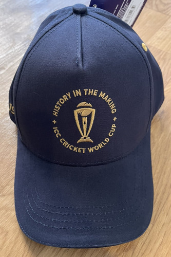 Bnwt icc baseball - icc, cricket