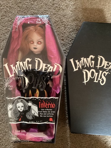Living dead dolls series - living,
