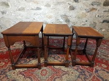 BEAUTIFUL SOLID OAK NEST OF