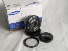 Samsung NX 30mm f/2.0 Pancake