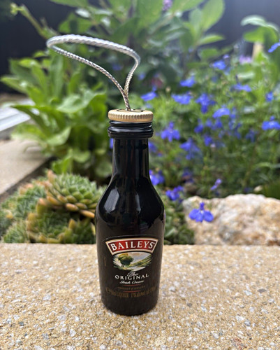 Baileys novelty christmas tree - baileys,