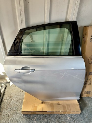 Ford focus rear - rear, silver
