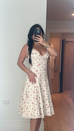 Polly floral dress size - oh,