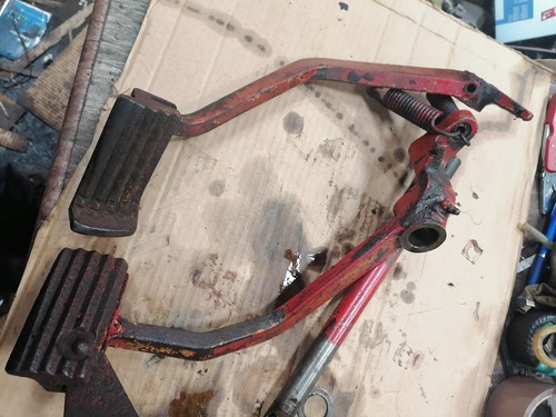 International 454 brake pedals - international,