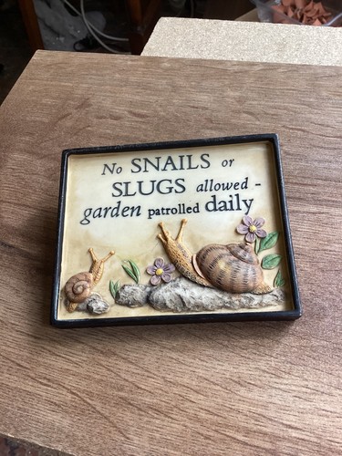 History and heraldry garden - and,