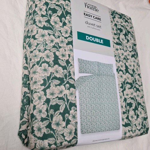 Green white ditsy floral - green,