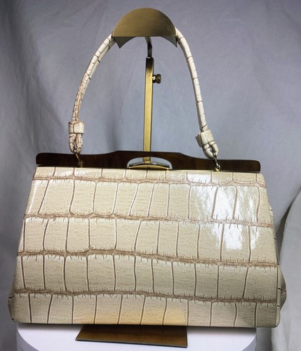 Vintage cream vinyl mock - a,