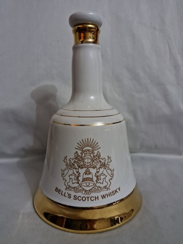 Vintage 1982 wade porcelain - wade,