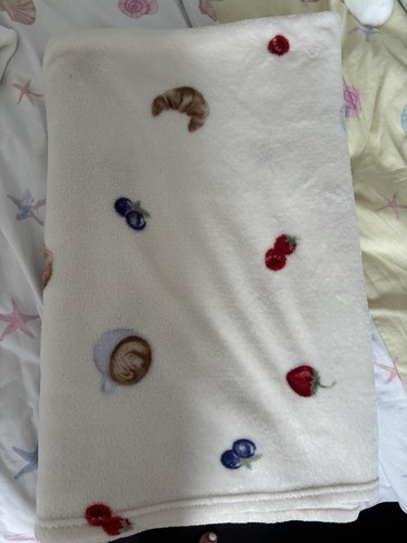 Primark brunch blanket/throw
