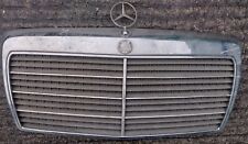 MERCEDES W124 GRILLE (Cont3,H0068) 1985-93