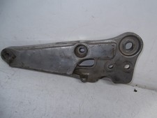 SUZUKI GSX1100ET    RIGHT-HAND  FOOTREST HANGER