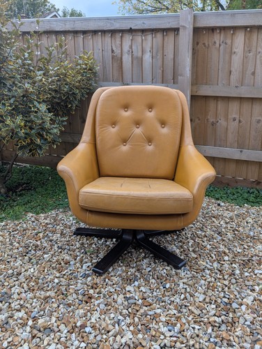 Vintage retro swivel egg chair - vintage,