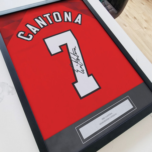 Eric cantona signed print - eric,