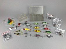 JOB LOT MIXED FISHING LURES
