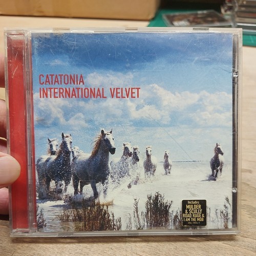International velvet - international,
