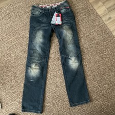 BNWT Lindstrands STR Blaze