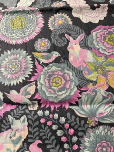 Tula pink fabric foxfield - tula, fox
