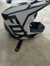Fox Racing V1 motocross helmet
