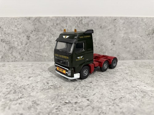 Corgi lion toys volvo - -,