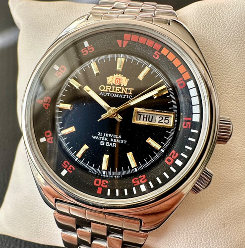 Orient compressor black dial - orient,