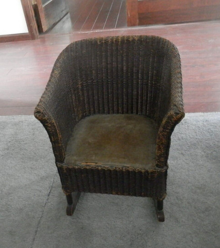 Vintage childs wicker chair - childs,