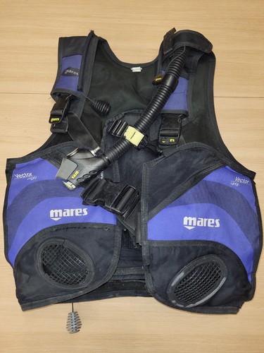 Mares vector origin - vector, scuba