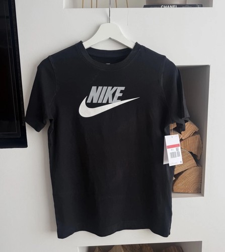 New nike sportswear futura - nike,