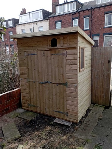 Compact pigeon loft custom - loft,
