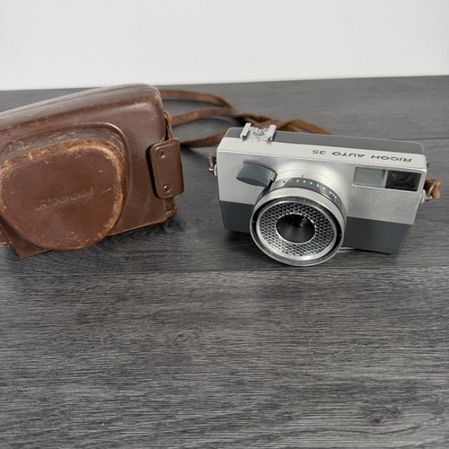 Ricoh auto vintage camera - 35,