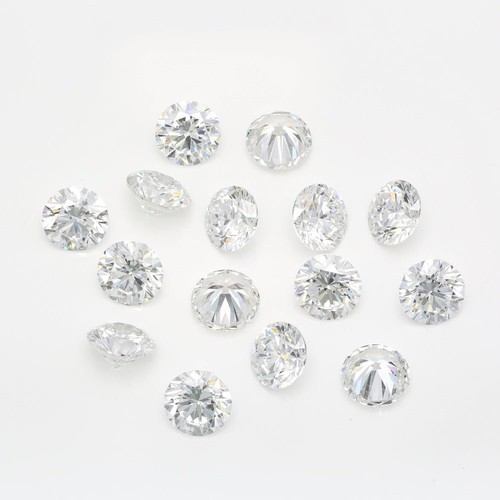 3mm round brilliant - 2.3mm, natural