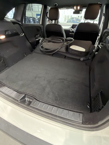Mercedes benz class - eqa, gla
