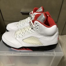Air Jordan Retro 5 Fire Red