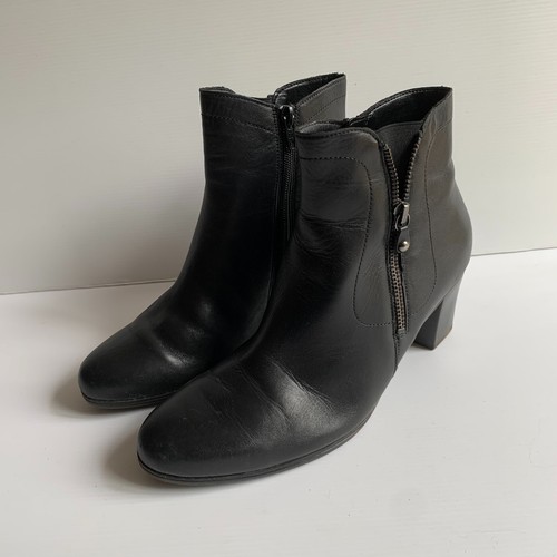 Gabor black leather mid - , heel