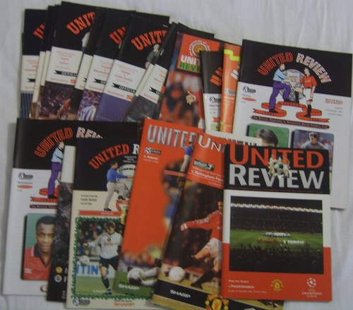 Man utd football programmes - utd,
