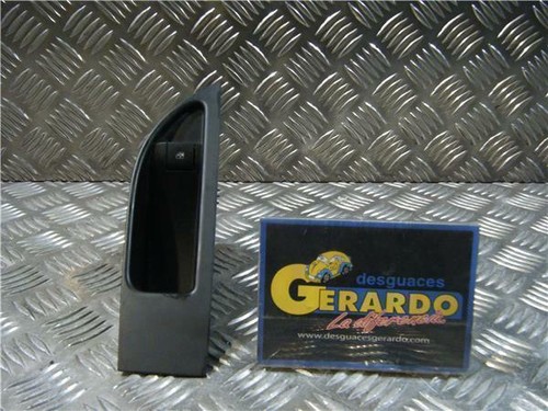 13301888 right rear window - right,
