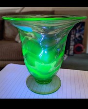 Rare Thomas Webb Uranium Venetian Ripple Pattern Gay Series 1930's Vase Lovely 