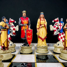 Chess Set Crusaders vs