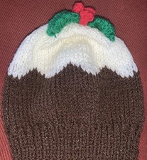 christmas pudding  hand knitted baby hat  6 months
