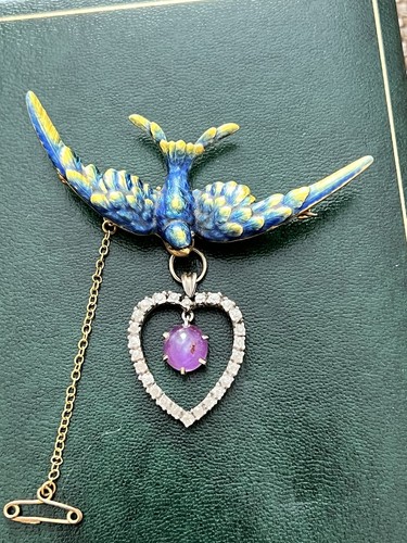 Yellow gold enamel bird - yellow,